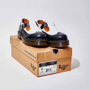 Dr. Martens DEMIZE-Black & White-Smooth-Sz 6